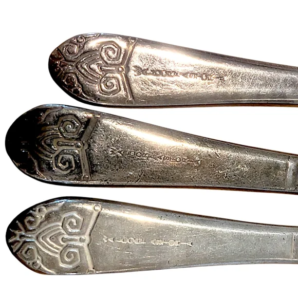 Waldorf Astoria Flatware Bundle - Picture 10 of 12